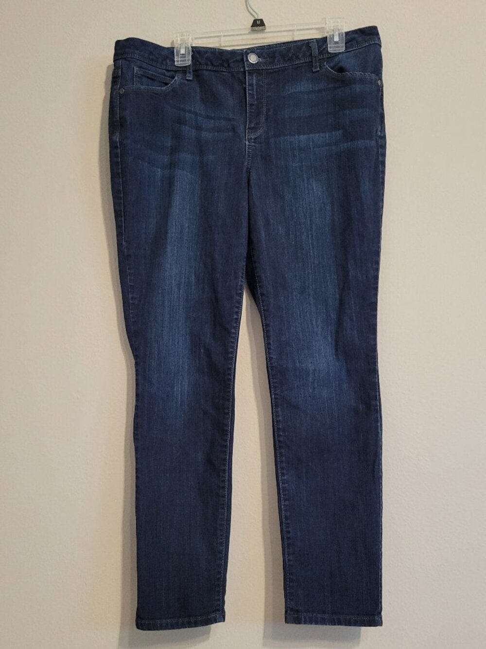 Vera Wang SIMPLY VERA Skinny leg blue JEANS size 16